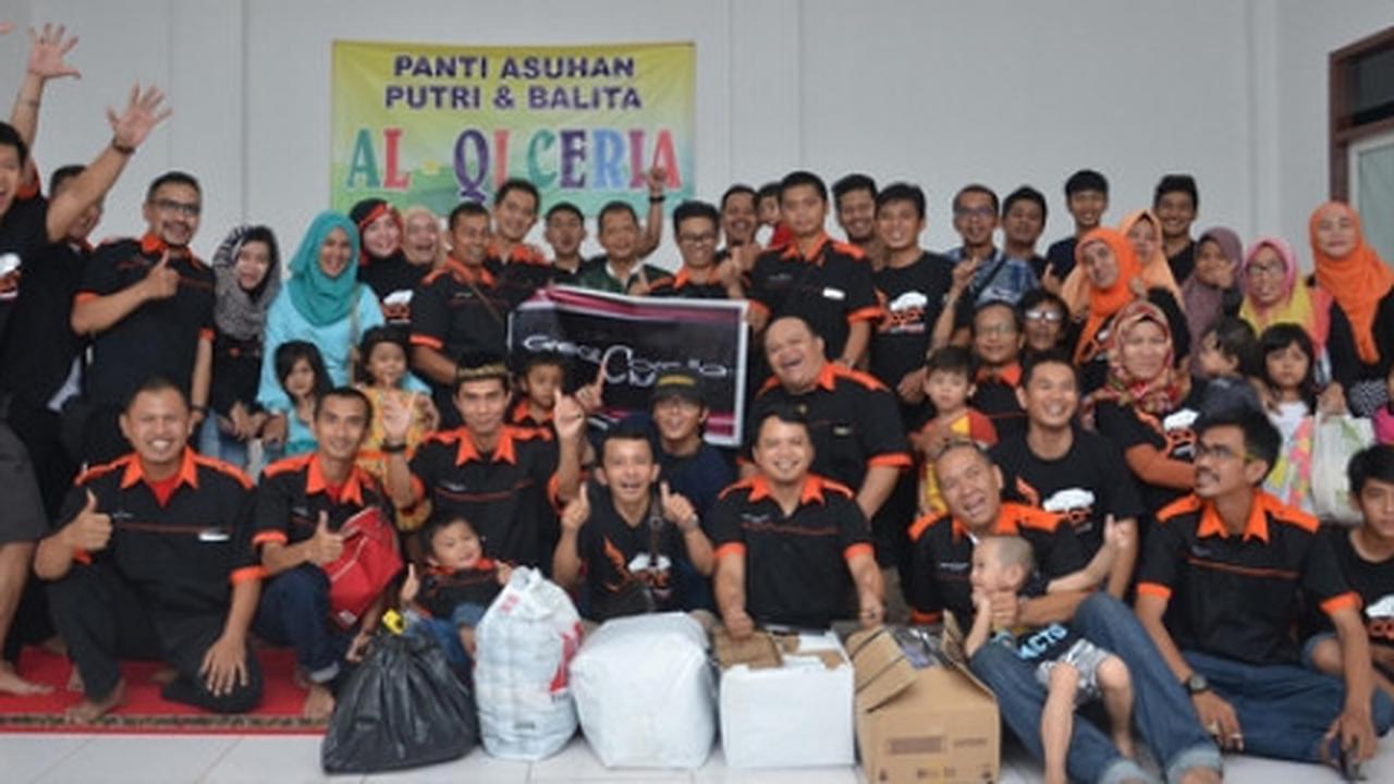 Buka Bersama dan Baksos Ala Great Corolla Club
