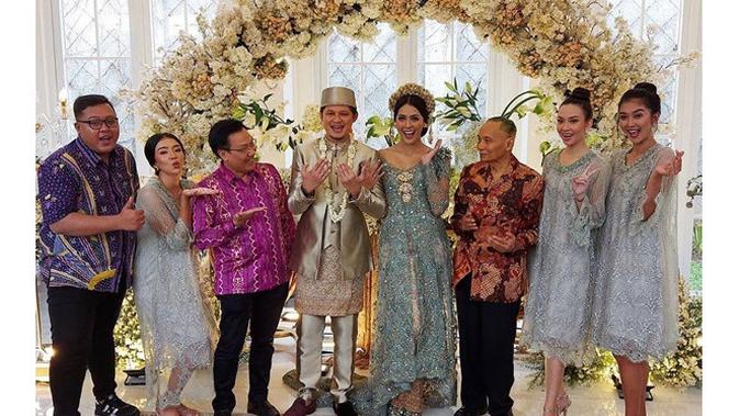 6 Momen Pernikahan Syamsir Alam dan Bunga Jelitha, Beri Maskawin 25 Gram Emas (sumber:Instagram.com/juna.perwira)