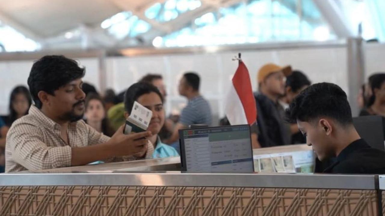 Imigrasi Siaga Konflik Timur Tengah: Antisipasi Dampak Penutupan Ruang Udara Penerbangan Internasional