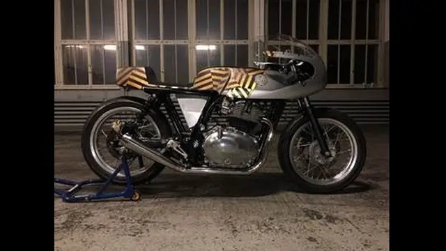 Motor kustom Royal Enfield