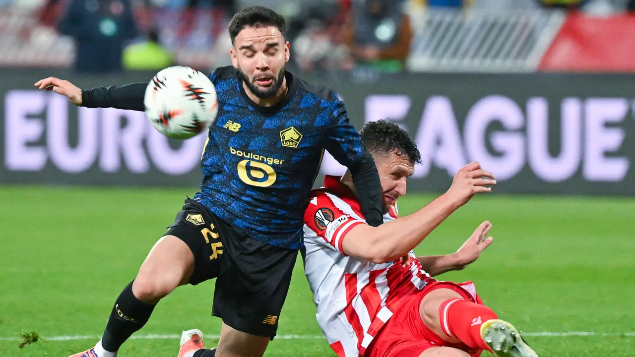 Foto: Lille Takluk dari Red Star Belgrade di Liga Europa, Calvin Verdonk Tetap Berkelas