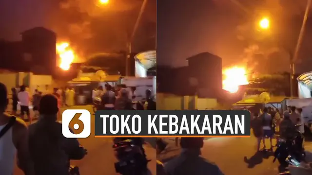 VIDEO: Viral Kebakaran di Sebuah Toko Plastik Saat Dini Hari