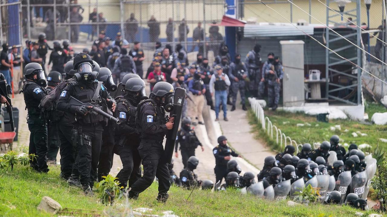 FOTO Situasi Mencekam di Penjara Guatemala yang Dikuasai Narapidana