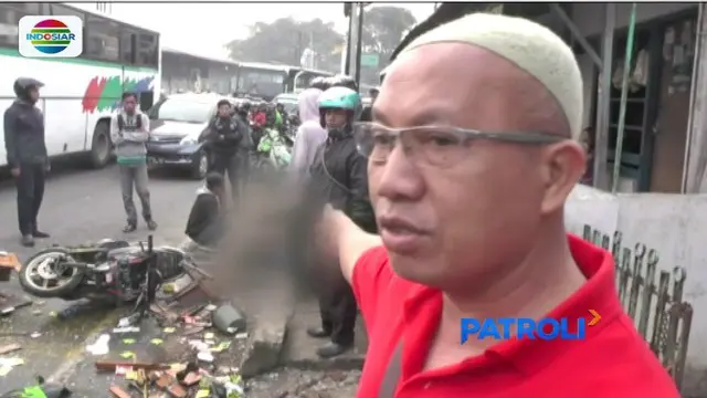 Kecepatan Tinggi, Angkot di Bandung Tabrak Pedagang Jamu Keliling
