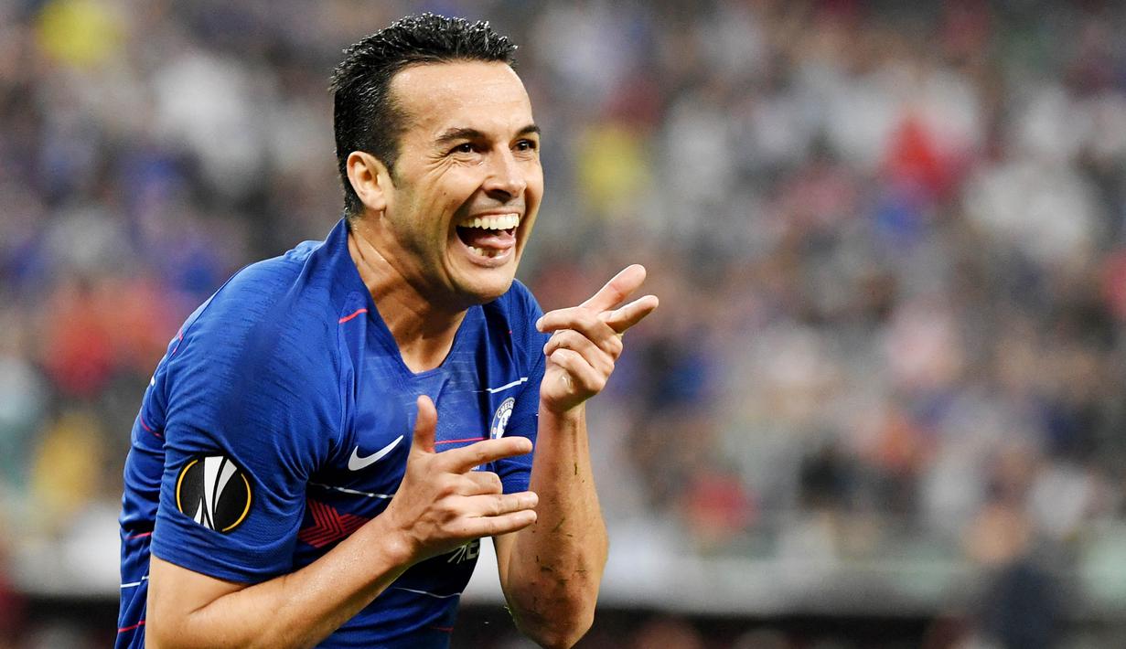 Pedro mengalami musim perdana yang suram di Chelsea saat dinahkodai oleh Jose Mourinho. Namun setelah kedatangan Conte di Stamford Bridge Pedro berkembang pesat dan menjadi pilar utama The Blues menjadi jawara Liga Inggris pada musim 2016/2017. (AFP/Ozan Kose)