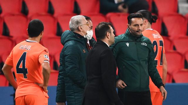 Liga Champions Laga Psg Kontra Istanbul Basaksehir Terhenti Karena Ucapan Rasis Ofisial Keempat Dunia Bola Com