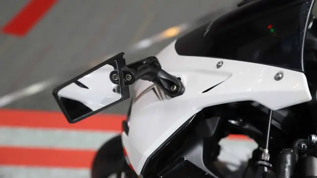 Modifikasi Honda CBR250RR (ist)