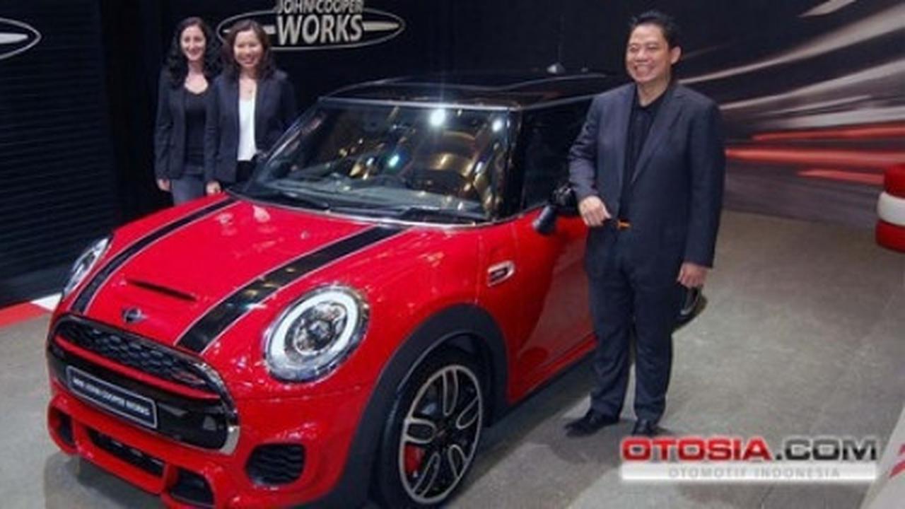 Model terkuat MINI goda pengunjung GIIAS
