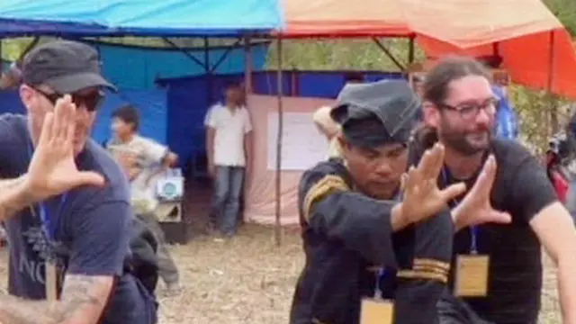 Warga Asing Ikut Festival Silat Minang