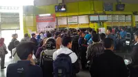 Suasana Stasiun Gambir yang diserbu para pemudik. (Liputan6.com/Oscar Ferri)