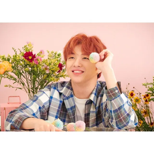 Kang Daniel (Instagram/ daniel.k.here)