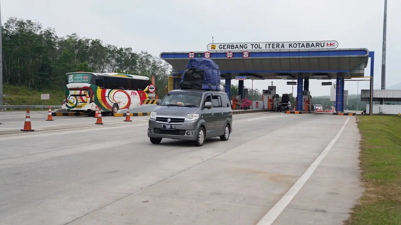 Gerbang Tol Itera Kotabaru