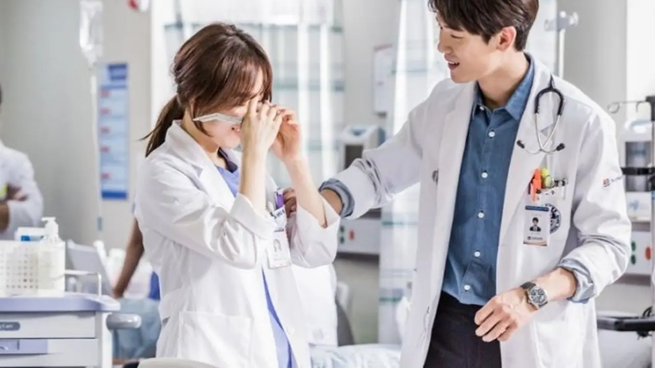 [Bintang] Romantic Doctor Teacher Kim