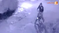 [VIDEO] CCTV Gelagat Mencurigakan Diduga Pencuri