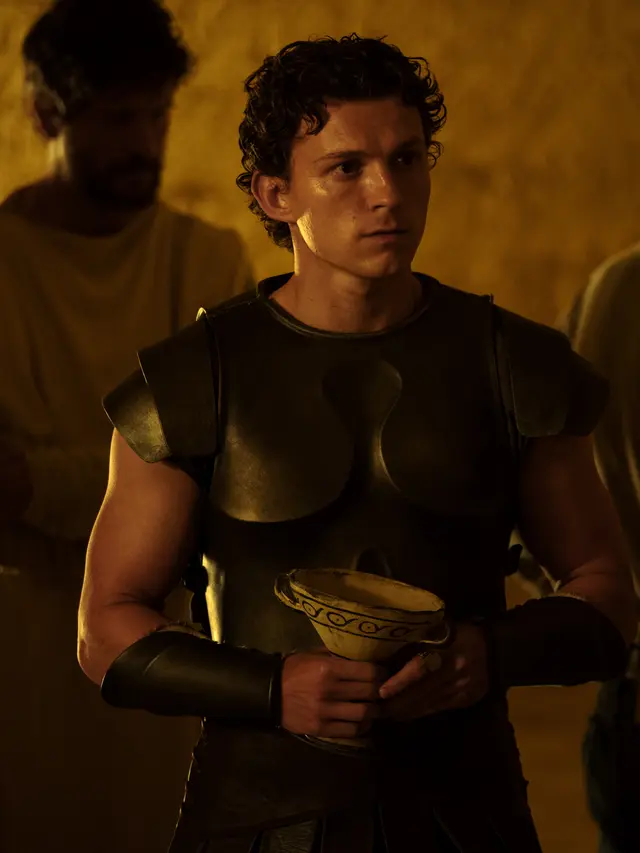 Tom Holland di Film The Odyssey (credit: Universal Pictures)