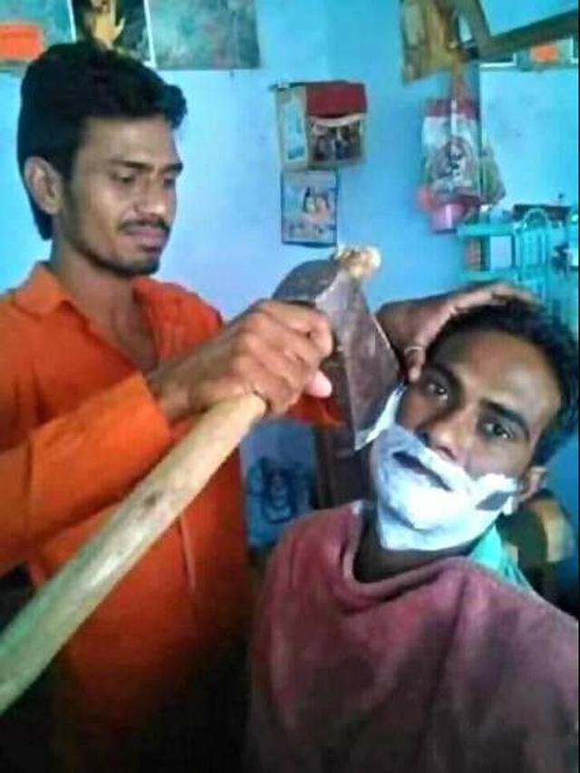 7 Potret Orang Cukur Rambut Pakai Alat Anti-Mainstream Ini Bikin Ngeri