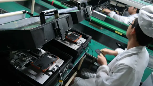 Pabrik smartphone di China