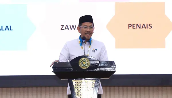 Tata Cara Sholat Sambil Duduk Di Atas Kendaraan Bus Kereta Api