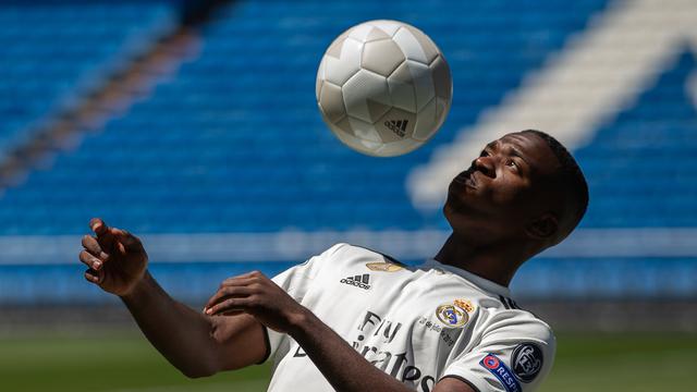 Skil Vinicius Jr saat Diperkenalkan Real Madrid