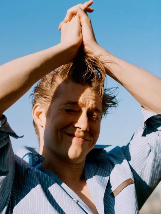 Tak bisa dipungkiri, Joe Alwyn termasuk mantan terindah Taylor Swift dengan wajah tampan. [@joe.alwyn]