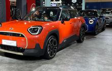 Mini Aceman SE dan Mini Cooper S 5-Pintu Dipamerkan di GJAW 2024, Ini Harga dan Spesifikasinya