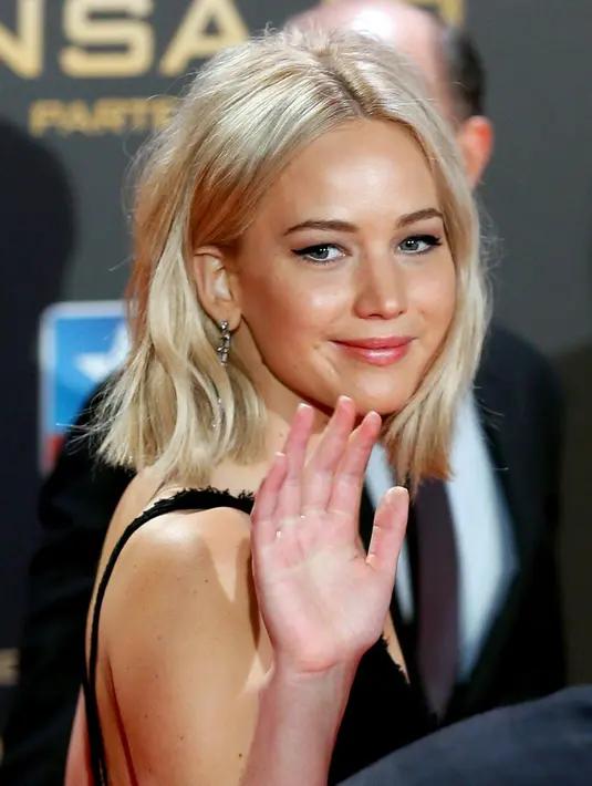 Jennifer Lawrence itu mengaku hal ini menjadi pengalaman anehnya selama beradegan seks. (Bintang/EPA)
