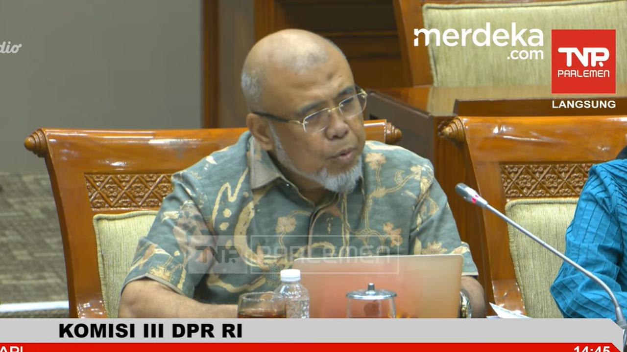 VIDEO: Patrialis Akbar Tegas, Jadi Hakim Konstitusi Bebannya Berat "Tak Boleh Beri Putusan Sembarangan!"
