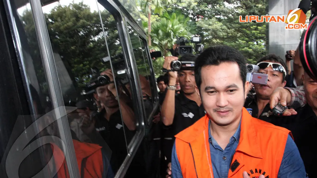 [FOTO] Mantan Ajudan Gubernur Riau Dipanggil KPK 