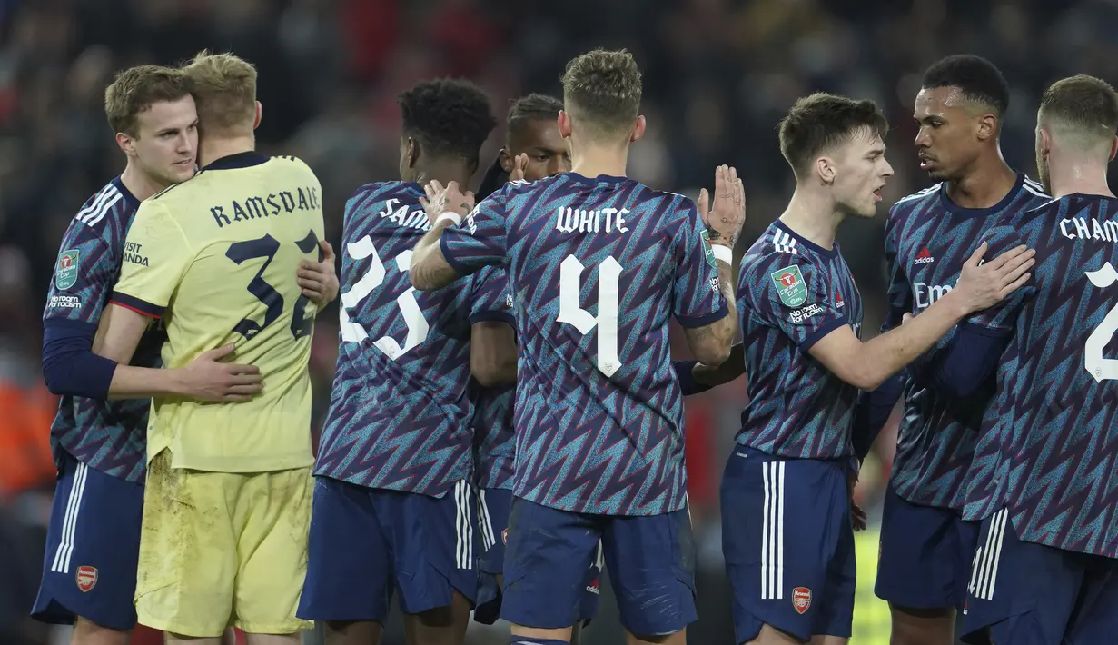 Skor 0-0 bertahan hingga laga usai dan menjadi modal bagus untuk Arsenal menyongsong laga leg kedua yang gantian akan menjadi tuan rumah. (AP/Jon Super)