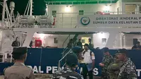 KKP Kerahkan Kapal Pengawas Orca 05 Angkut Warga Enggano ke Bengkulu