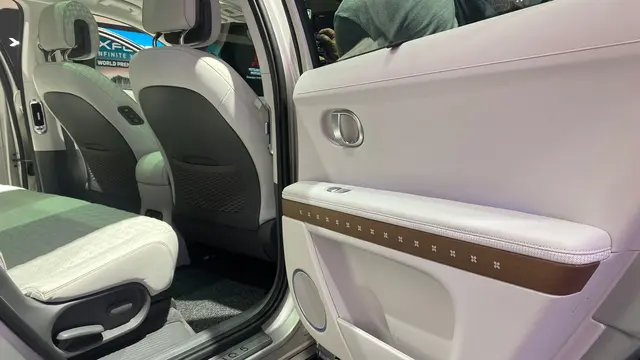 Batik Kawung Diaplikasikan Pada Mobil Hyundai IONIQ 5, dok. Pribadi