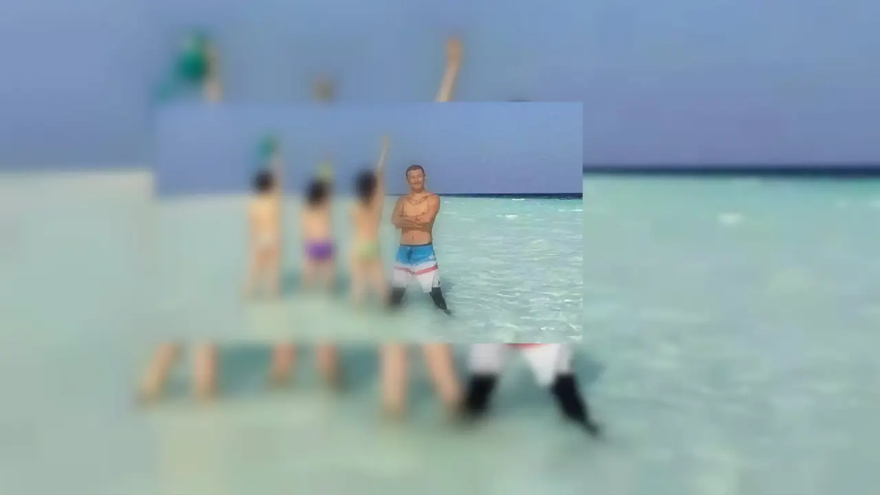 Berpose Telanjang di Pantai, 12 Turis Terancam Bui 90 hari
