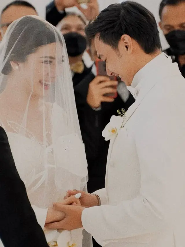 Felicya Angelista Sebut Caesar Hito Anugerah Terindah, Penuh Syukur di Anniversary Pernikahan (credit: instagram.com/felicyaangelista_)