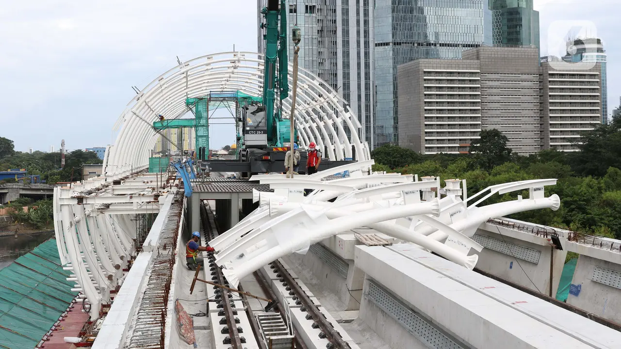 FOTO: Melihat Progres Pembangunan Stasiun LRT Dukuh Atas
