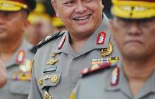 Potret Gagah Brigjen Hengki Berdiri Tegap Depan Kapolri dengan Bintang di Pundak