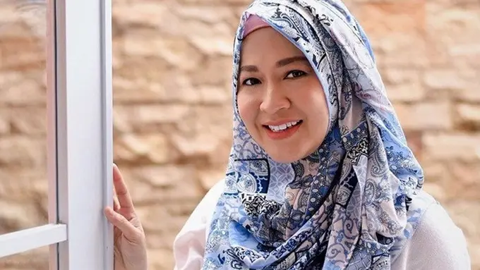 Jarang Tersorot, Ini 7 Potret Terbaru Okie Agustina yang Makin Menawan