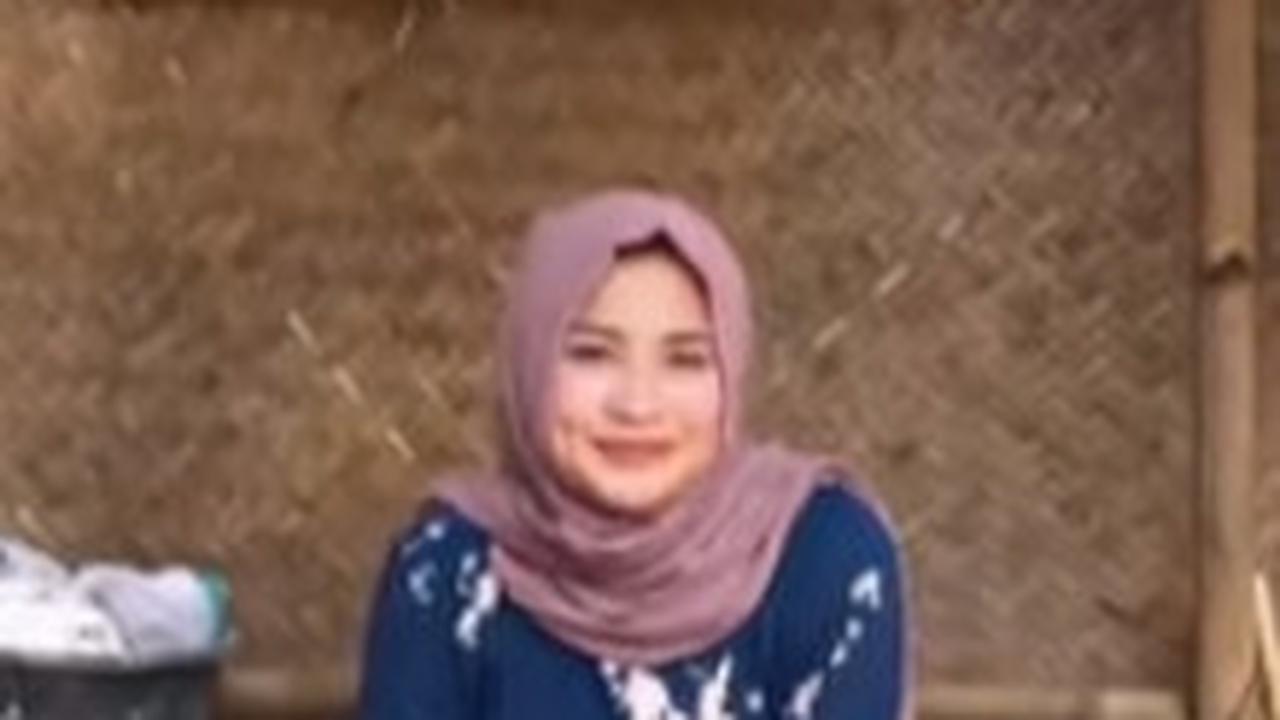 Terlilit Utang, Janda Cantik Ini Nekat Kabur dari Rumah, Ending-nya Ada Donatur Beri Uang Rp42 Juta