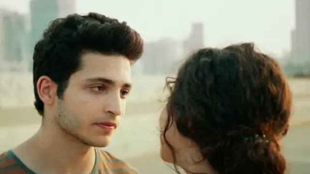 Salah satu adegan film Arze. (Foto: Dok. Ambient Light, Spotless Mind Films, KlikFilm)