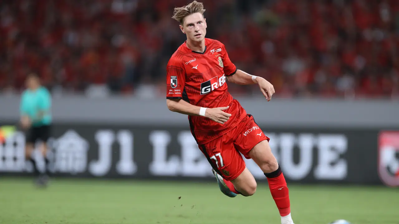 Pemain Nagoya Grampus, Kasper Aalund Junker