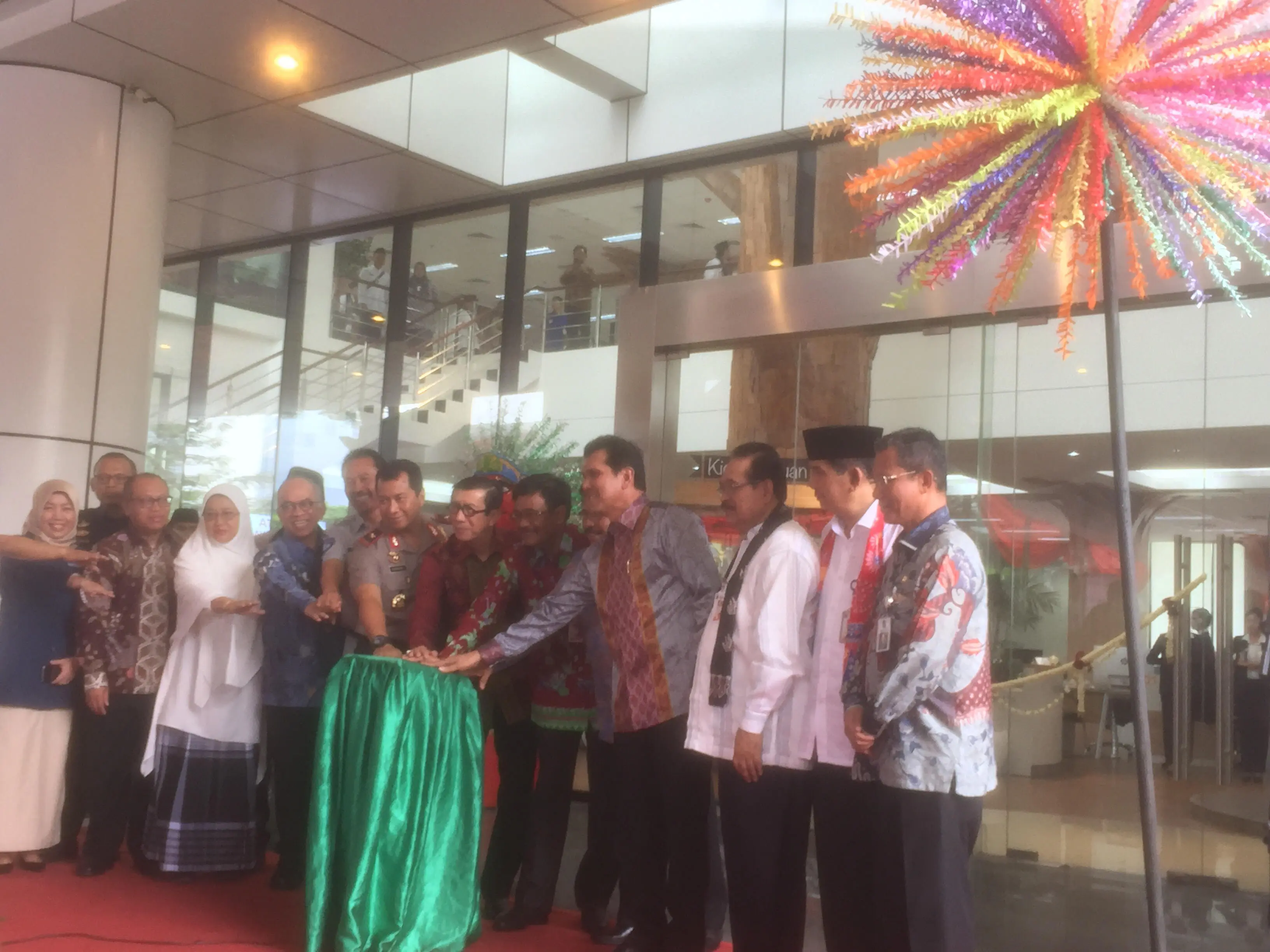 Djarot resmikan Mal Pelayanan Publik untuk warga Jakarta