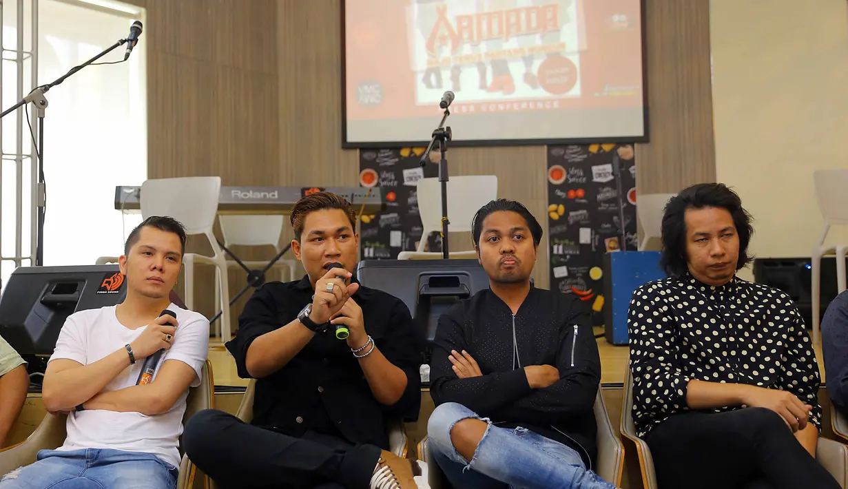 Tidak hanya itu, Rizal juga mengungkap makna di balik nama album barunya itu, yang menurutnya juga berupa doa. Selain itu juga sebagai motivasi untuk para musisi selanjutnya untuk ters berkarya. (Nurwahyunan/Bintang.com)