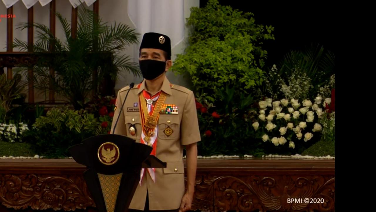 Presiden Jokowi mengikuti Upacara Peringatan HUT ke-59 Pramuka yang disiarkan secara virtual dari Youtube Sekretariat Presiden, Rabu (12/8/2020). (Istimewa)