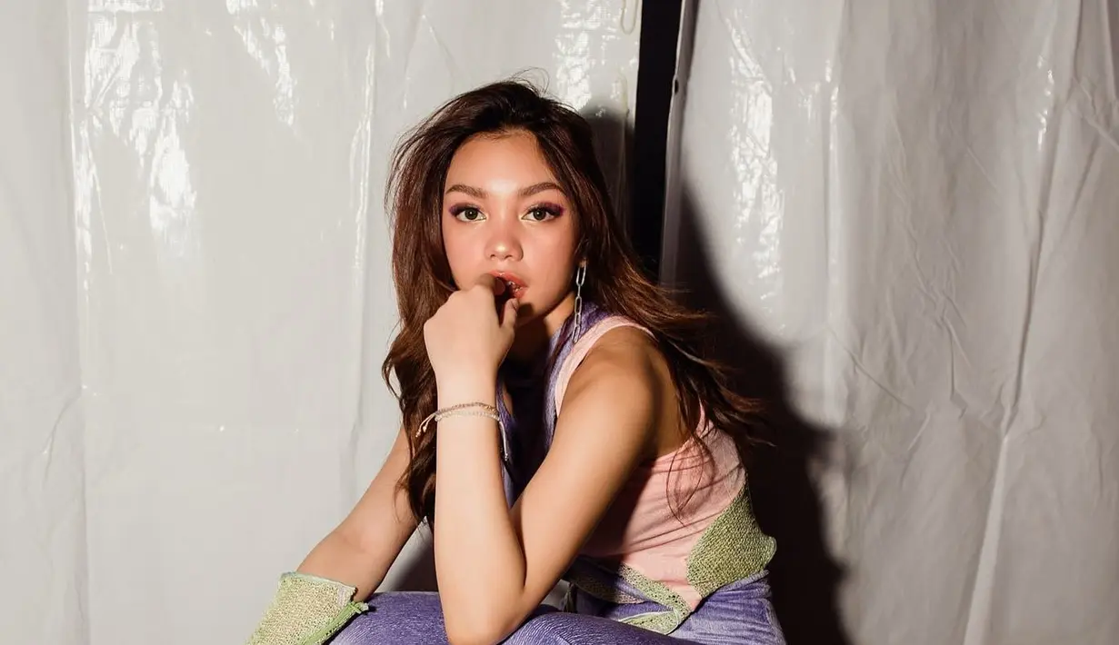 Naura dengan penampilan yang selalu mencuri perhatian (Instagram/naura.ayu)