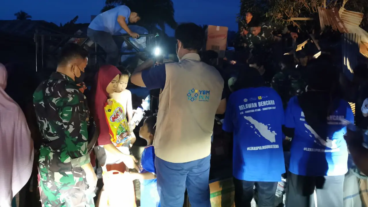 Ikatan Pencak Silat Indonesia (IPSI) bekerjasama dengan Yayasan Baitul Maal (YBM PLN) dan PT Perusahaan Listrik Negara (PLN) Memberikan bantuan kemanusiaan untuk korban bencana di wilayah Sumatra Utara, Sumatra Barat, dan Aceh (Istimewa)