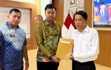 Dua Narapidana Lapas Karawang Terima Remisi Khusus Waisak 2026