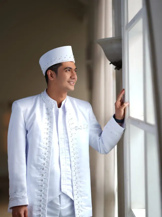 Syifa Hadju dan Teuku Ryan menikah di sinetron Saleha (Dok. Sinamert)