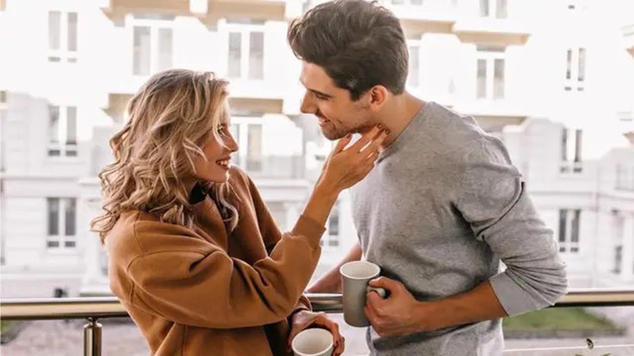 5 Sikap Perempuan Penyayang yang Membuat Pria Terpesona
