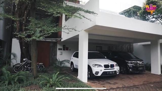 11 Potret Rumah Baru Ammar Zoni dan Irish Bella, Ada Taman ...