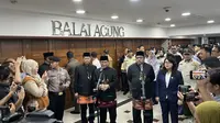Gubernur Jakarta Pramono Anung dan Wagub Rano Karno menyampaikan keterangan pers usai melantik puluhan pejabat Pemprov Jakarta. (Liputan6.com/Muhammad Radityo Priyasmoro)