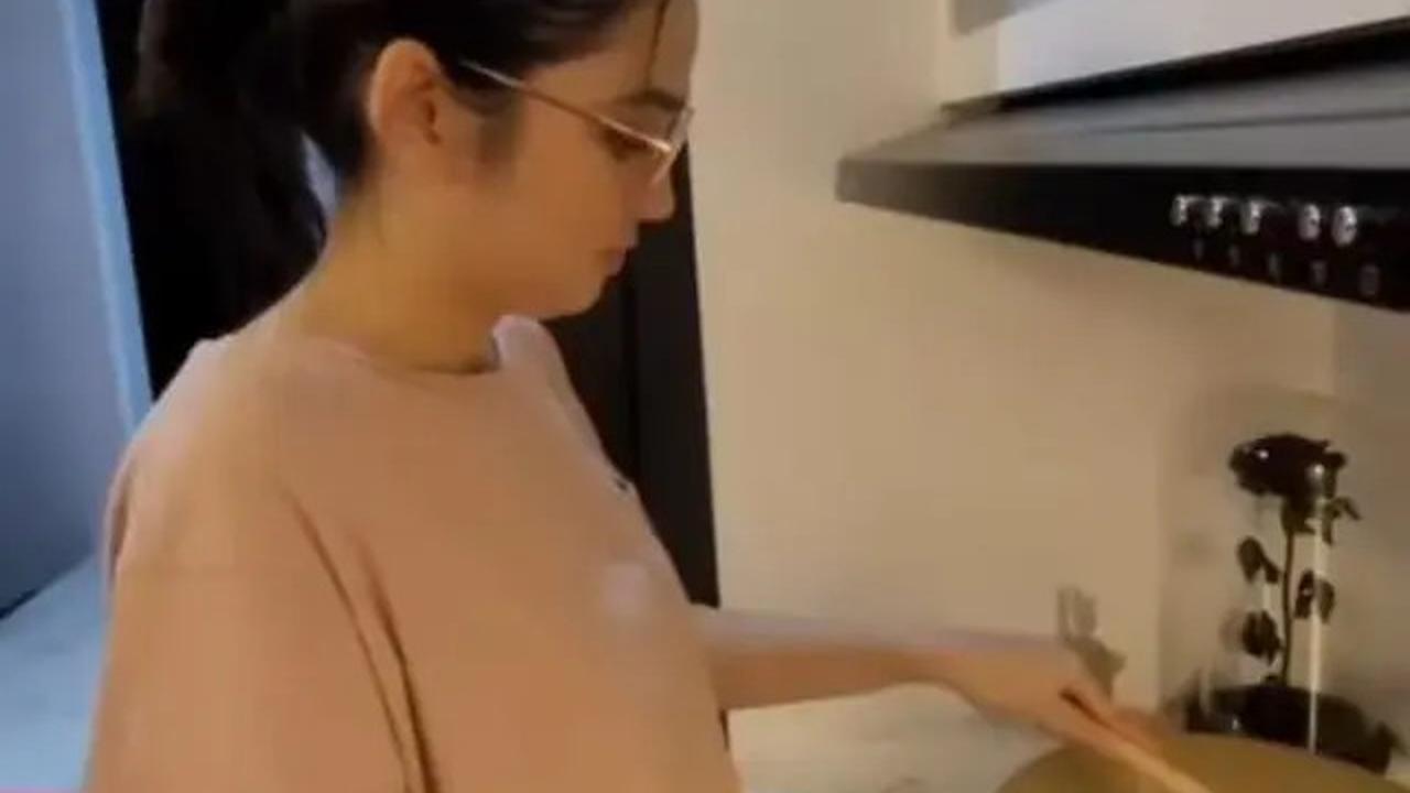 Intip Desain Dapur Syifa Hadju yang Simpel, Modern, dan Multifungsi